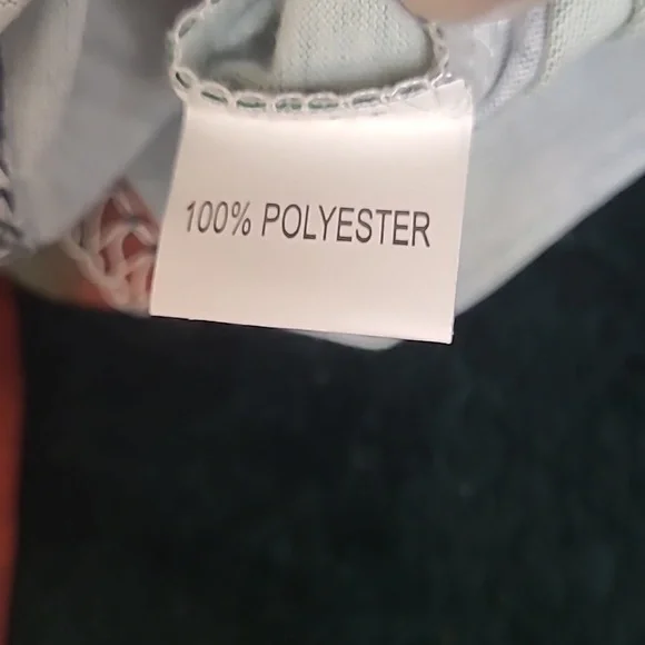 π¨2/$20π¨ WAS $48 Womenβs printed graphic t-shirt size xxl short sleeve nwot - Picture 7 of 12